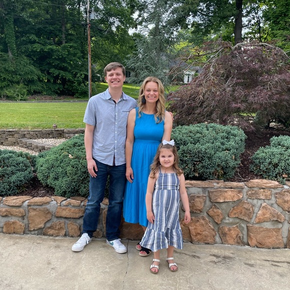 Meet your Posher, Emma - Picture 3 of 7